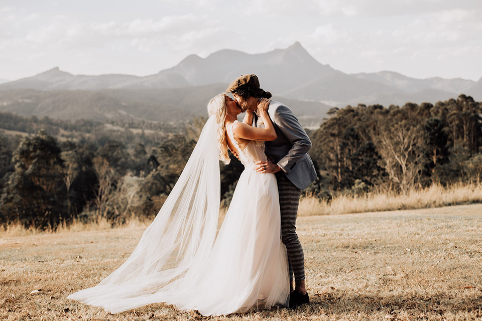 Hitched In Paradise - Byron Bay Elopement - Midginbil Hill Wedding 
