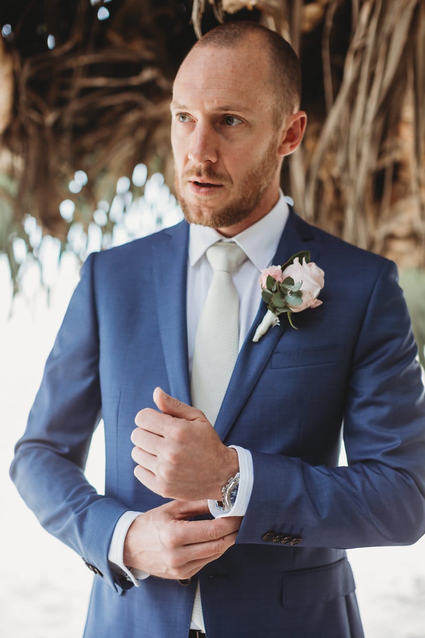 KNdapperGroom KNdapperGroom